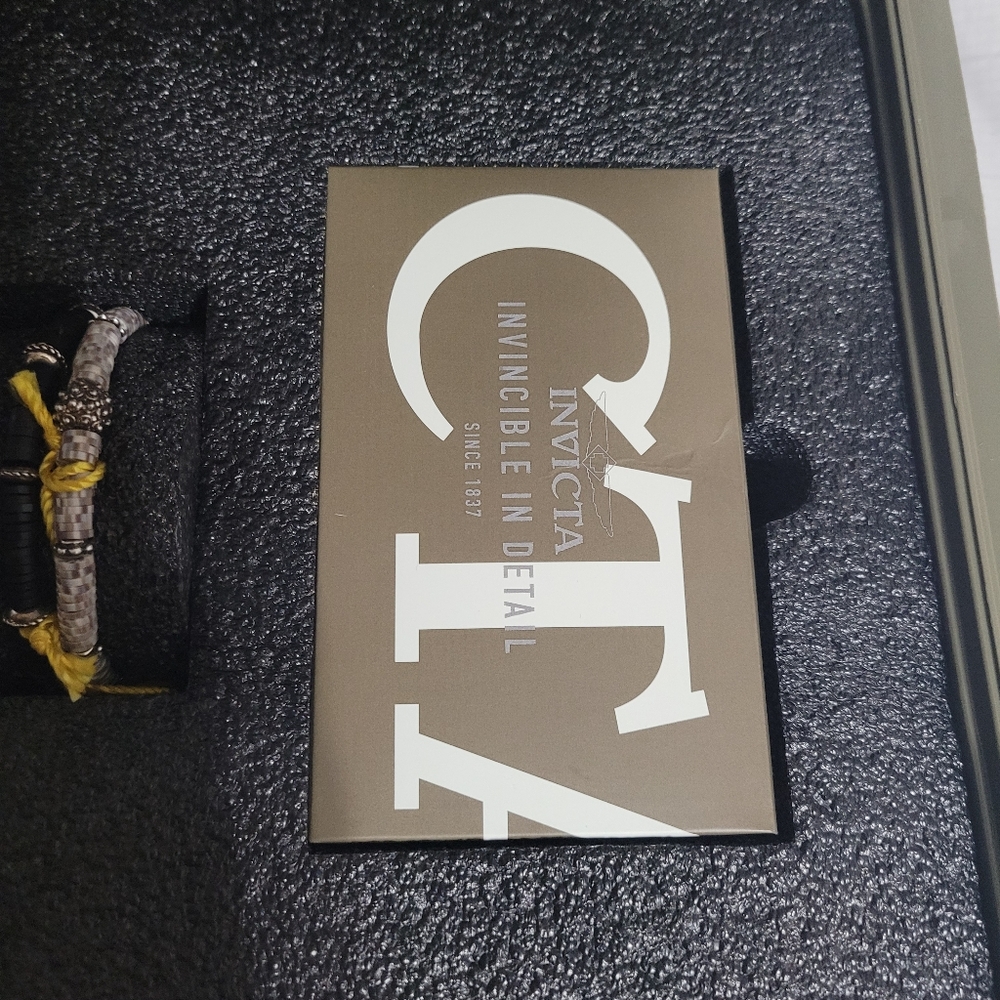 Dive case - Picture 4 of 7